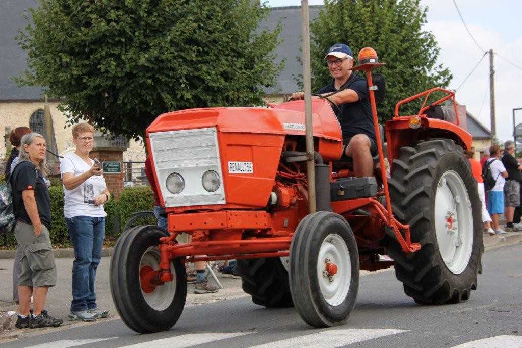 Chloe thomas 104 